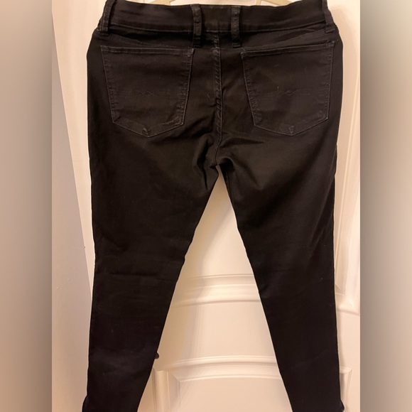 Lucky brand motto pants. zipper pockets and legs. Ankle length size 6/28 - Picture 4 of 5
